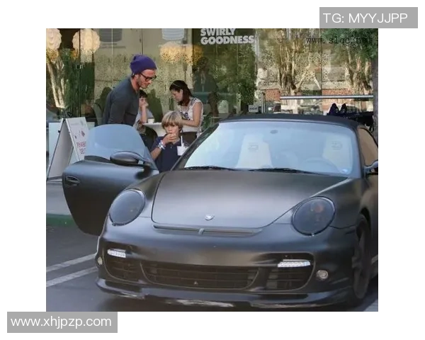 英超足球明星们的豪车生活揭秘与他们的座驾选择分析